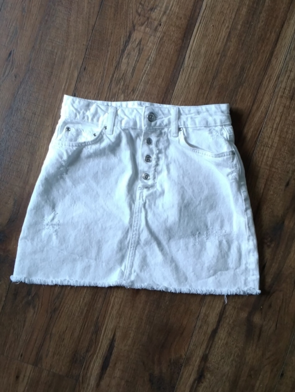 Zara White Button-Front Denim Skirt